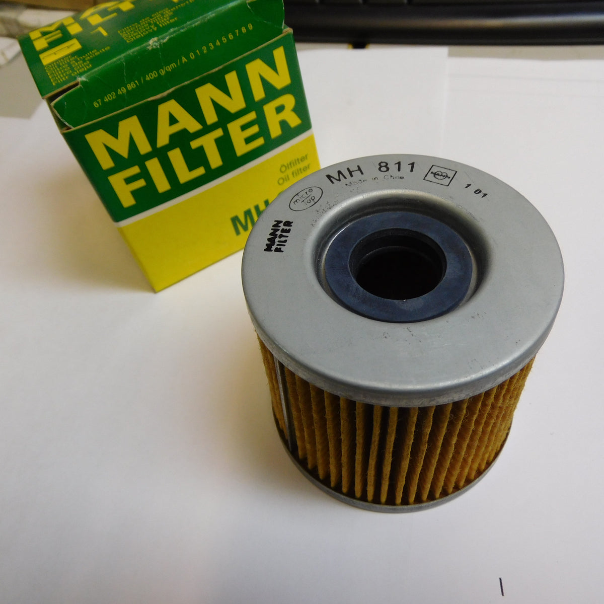 Ölfilter Filtereinsatz MH811 MANN Filter Suzuki GSX GSF GR GS