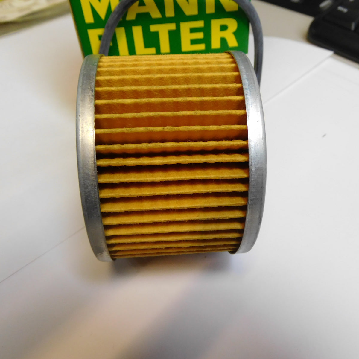 Ölfilter Filtereinsatz MH813x MANN Filter Benelli 354 500 750 900 Honda CB CBX GL