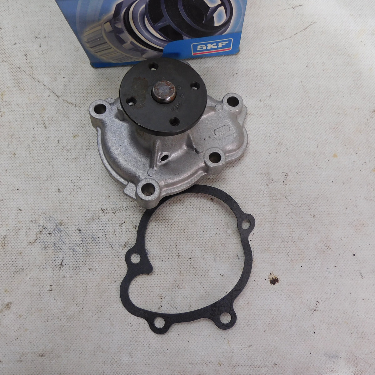 Wasserpumpe Pumpe mit Dichtung VKPC85620 SKF Opel Corsa Astra Vectra