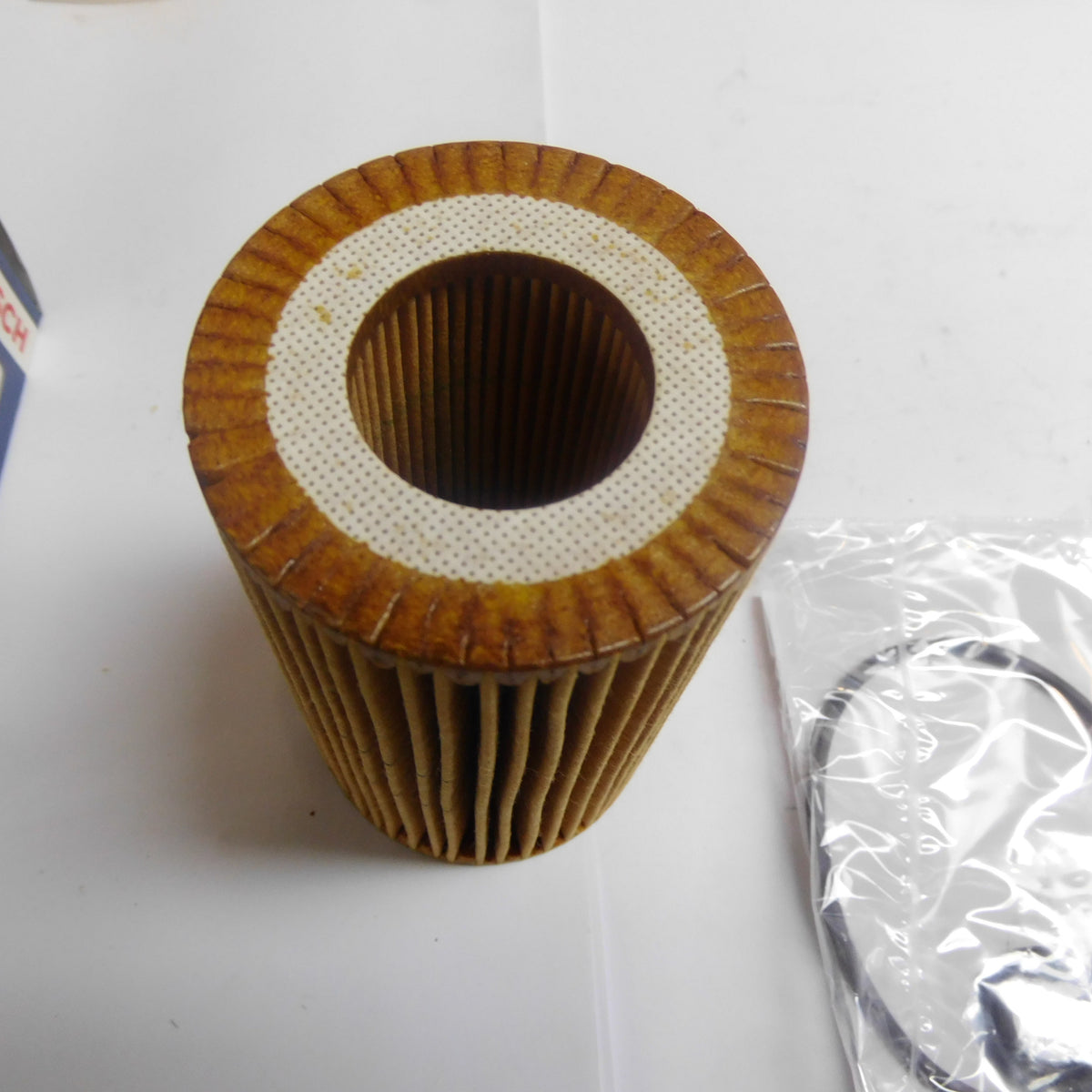 Ölfilter Filtereinsatz P7112 Bosch Mercedes-Benz SLK C-Klasse E-Klasse ML  Land Rover Range Rover
