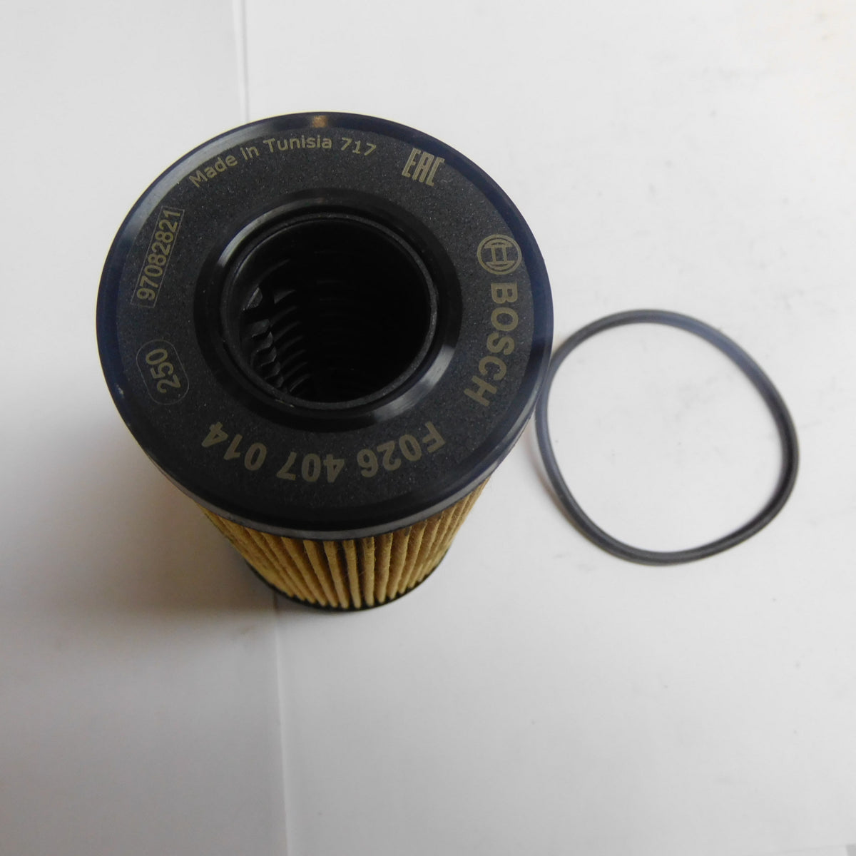 Ölfilter Filtereinsatz P7014 Bosch Ford Focus Opel Vivaro Renault Trafic
