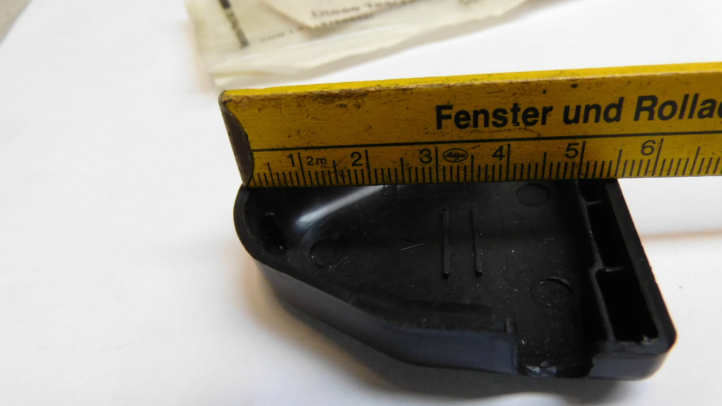 Abdeckkappe schwarz Gurt 1706760 9288805 Opel Ascona