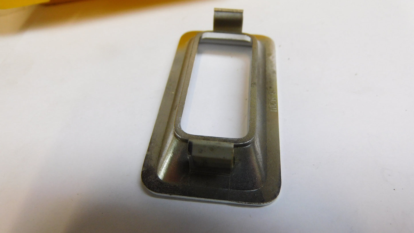 Rosette Abdeckung Türinnensicherung chrom 136308 3439824 Opel Manta Rekord Commodore