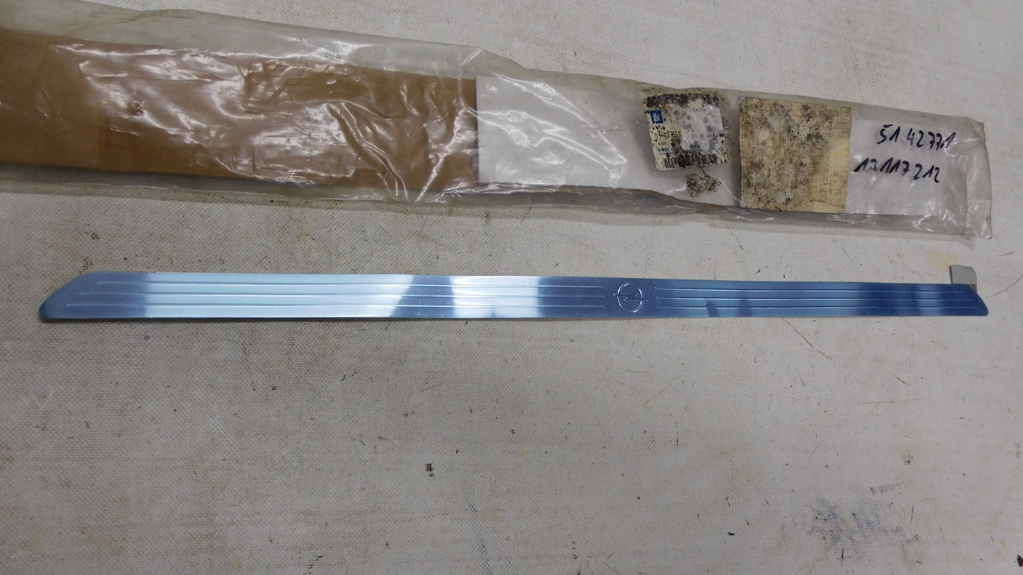 Blende Einstieg 5142771 13117212 Opel