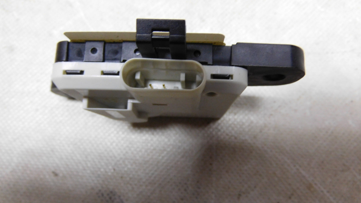 Sensor Seiten Airbags Airbagsensor OPEL 6238083 - GM 9134872 Vectra B