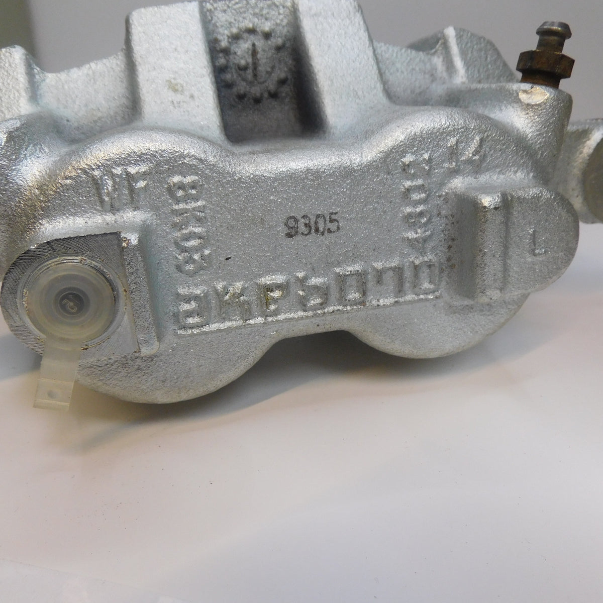 Bremssattel Vorderachse links Grauguss 05093181AB Mopar Jeep Grand Cherokee WJ