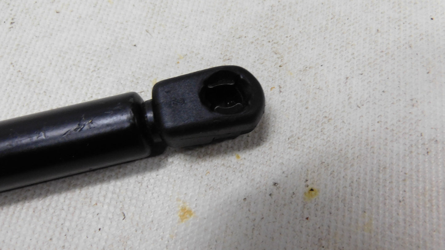 Heckklappendämpfer Gasfeder 132735 90241995 Opel Kadett E Caravan