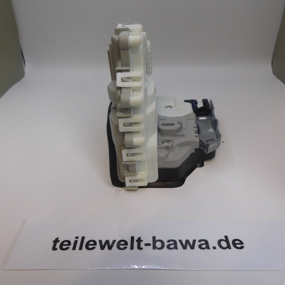 Türschloss vorne rechts 8X1837016B Audi A4 8W B9