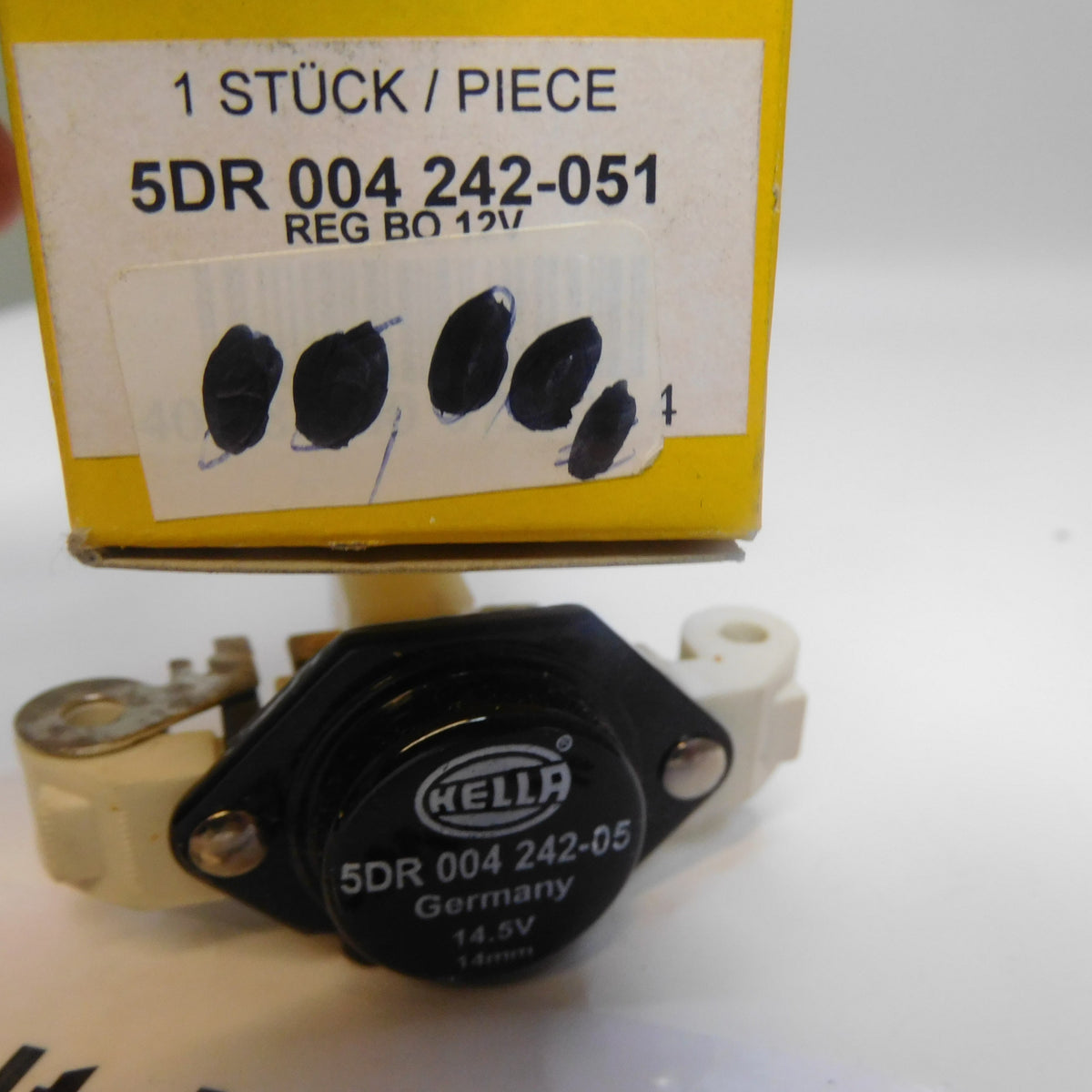 Lichtmaschinenregler Regler 5DR004242051 Hella Alfa Audi BMW Citroen Nissan Opel Peugeot