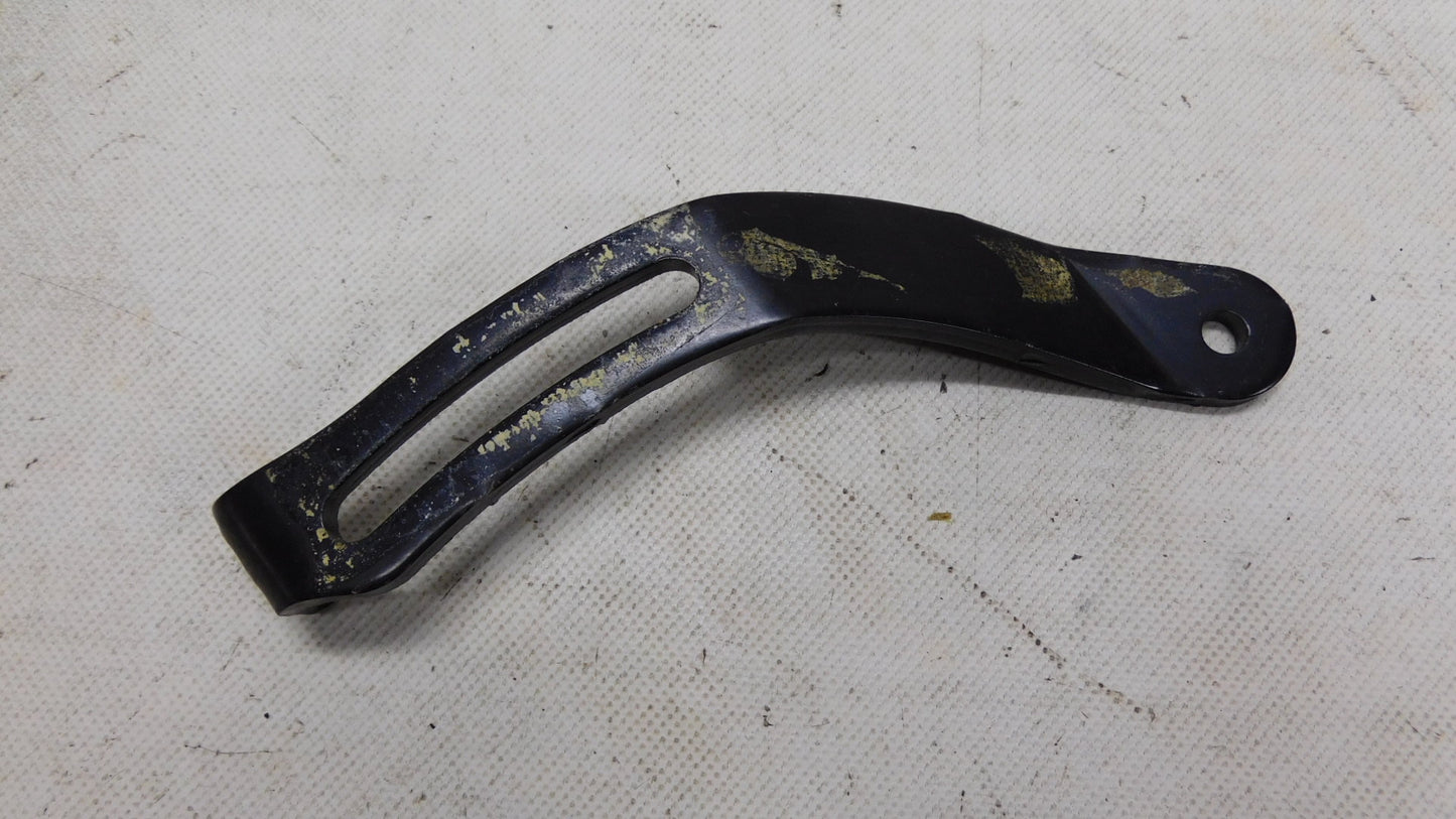 Halter Lichtmaschine 1204715 90500426 Opel Astra F Corsa B Tigra A Vectra A