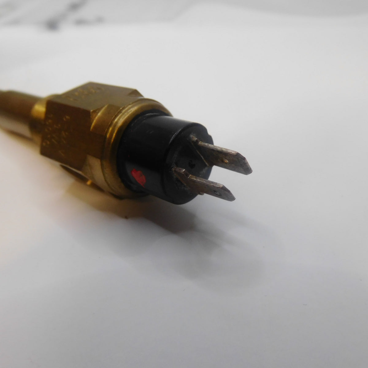 Temperaturgeber Sensor M14 x 1,5 130°C 323-803-001-006D VDO Mercedes Benz