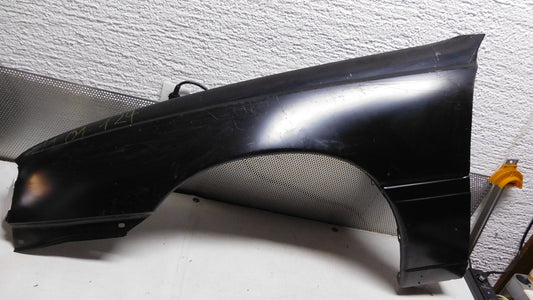 Kotflügel links 1101124 90276678 Opel Omega A 9.85 - 8.90 bis Fgst.