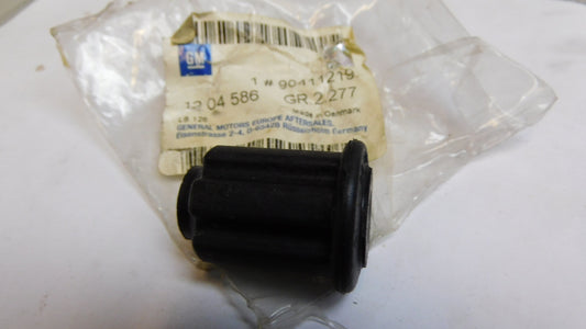 Dämpfungsbuchse Lagerung Lichtmaschine 1204586 90411219 Opel Vectra A