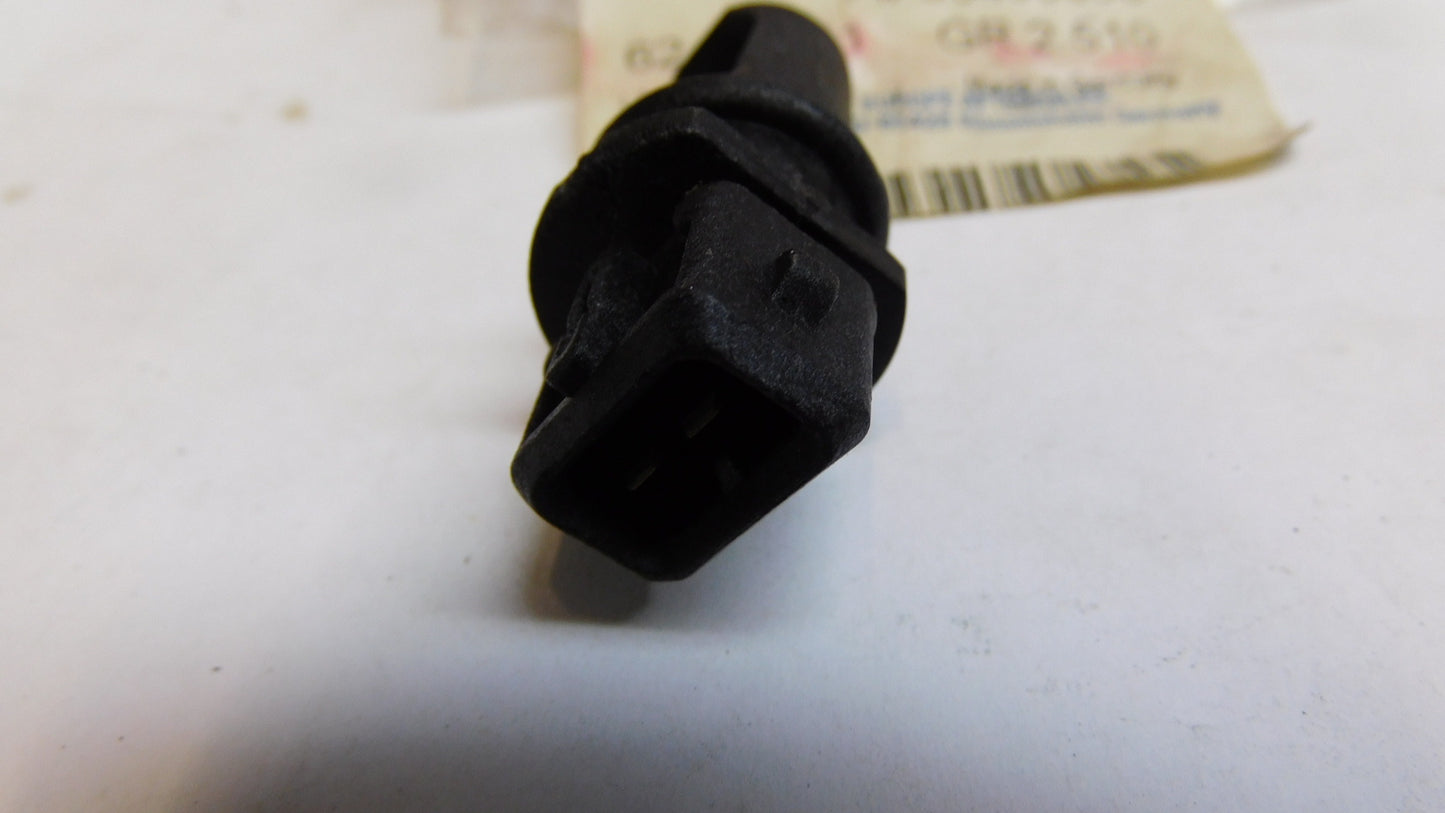 Ansauglufttemperatursensor Sensor 6238331 90499898 Opel Astra F Vectra B 2.0 16V X20XEV