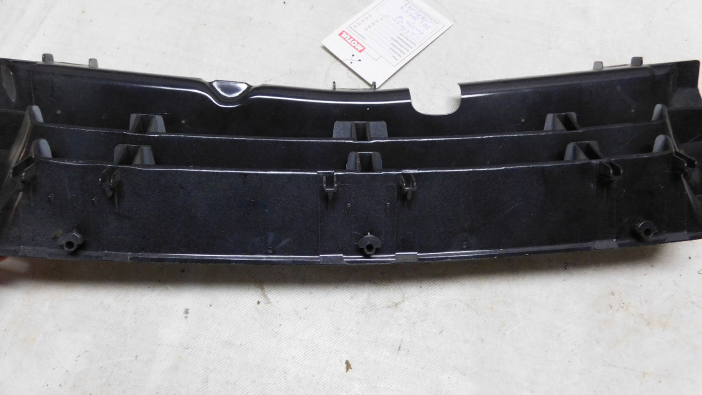 Kühlergitter Kühlergrill Grill Gitter silber grau 1320149 90290054 Opel Omega A