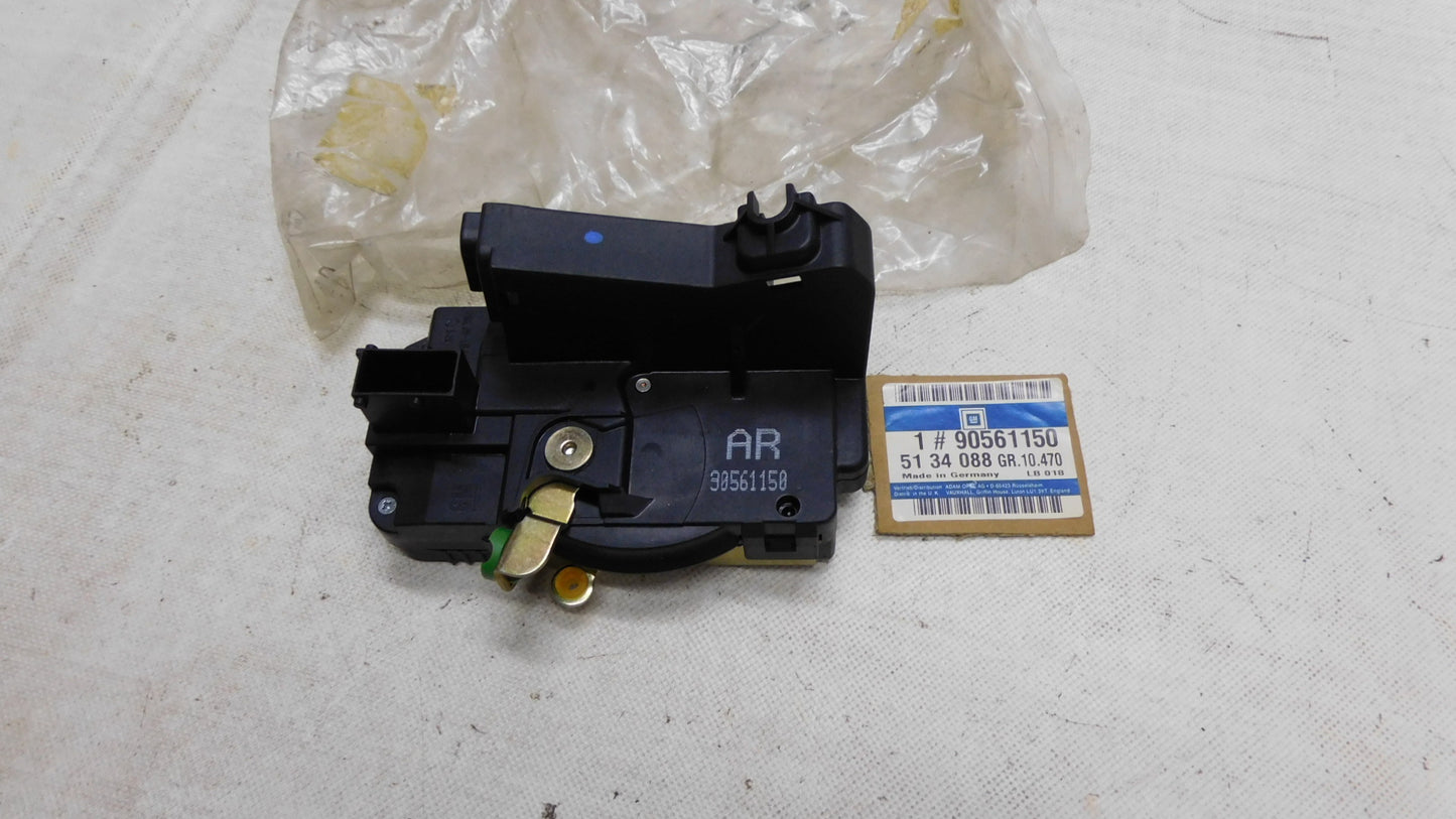 Türschloss vorne rechts 90561150 5134088 Opel Astra G