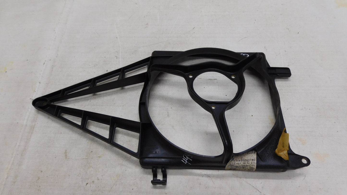 Lufttrichter Lüfterzarge 1314493 90265780 Opel Kadett E 1.3 Vectra A 1.6