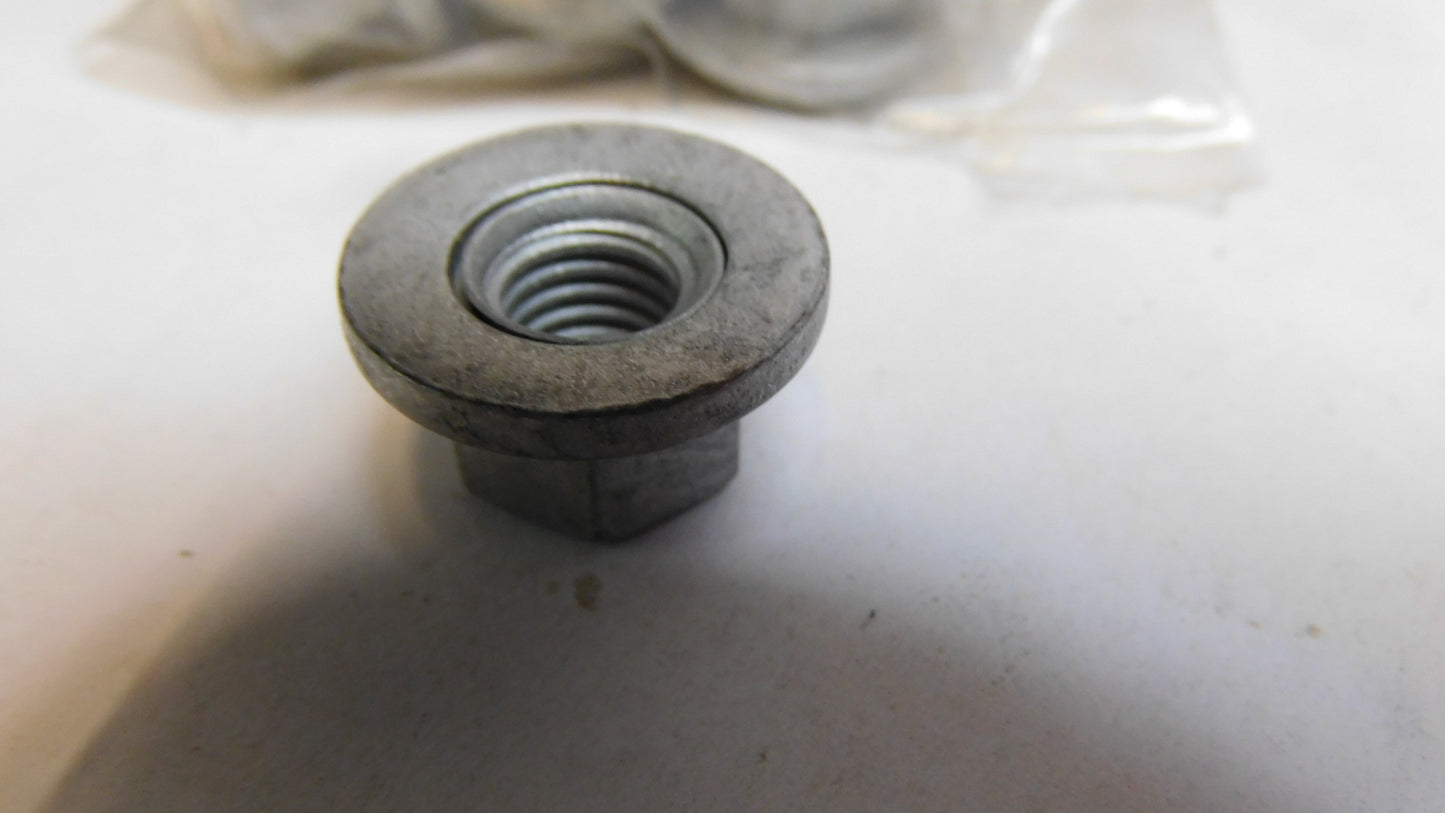 Mutter Sechskantmutter mit Scheibe M10x1.5 11516781 Opel