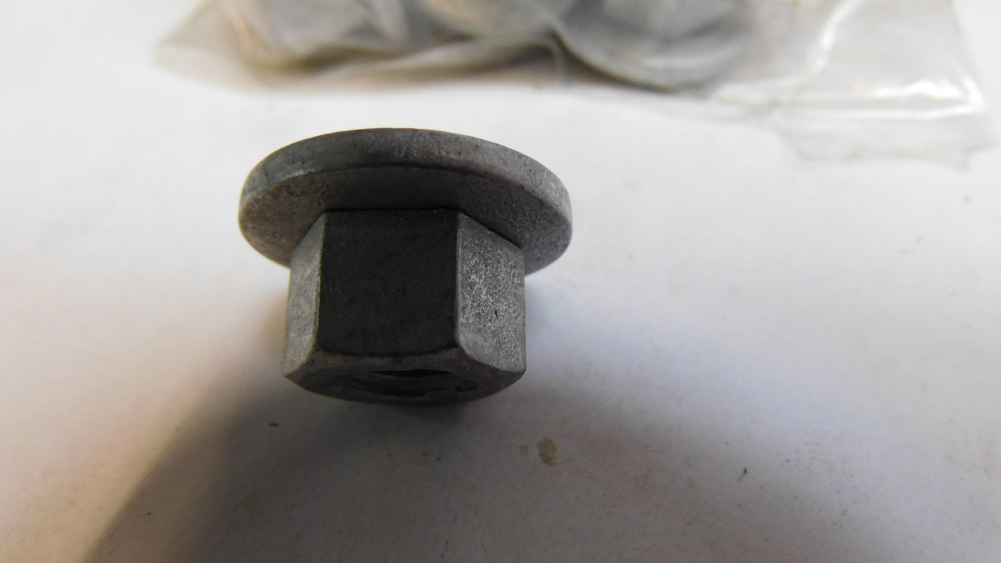 Mutter Sechskantmutter mit Scheibe M10x1.5 11516781 Opel