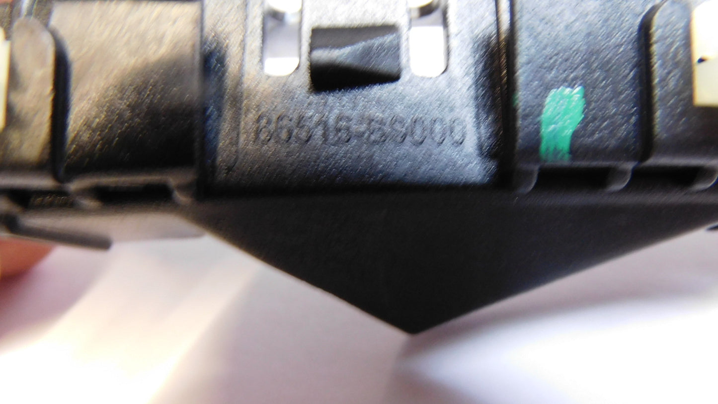 Stoßstangenhalterung vorne rechts 86514B9000 Hyundai i10