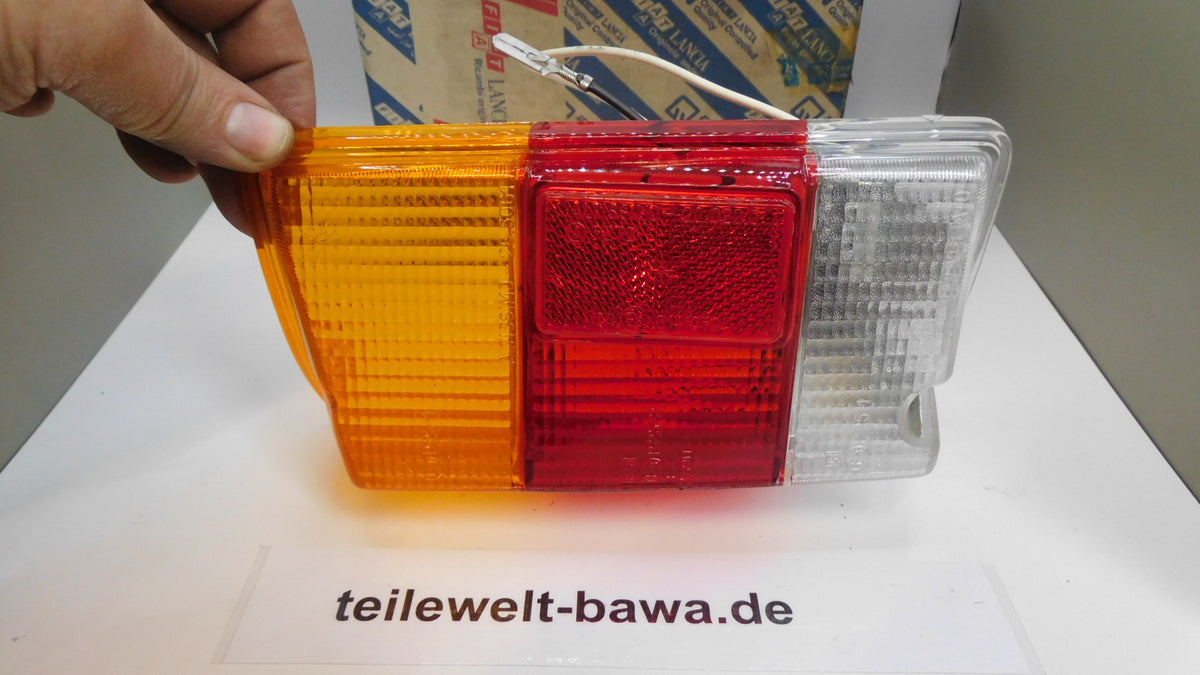 Rücklichtglas Leuchtkappe Lichtscheibe links 9936188 Fiat 126