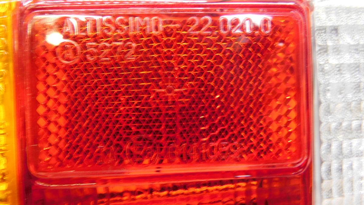 Rücklichtglas Leuchtkappe Lichtscheibe links 9936188 Fiat 126