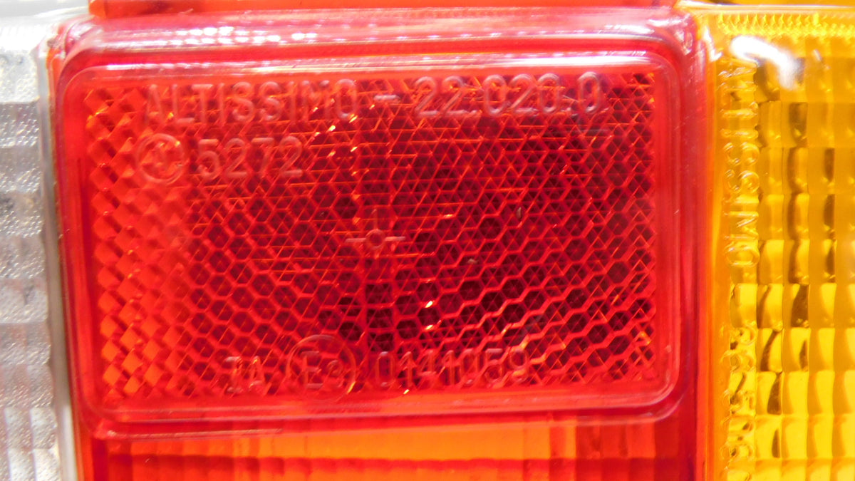 Rücklichtglas Leuchtkappe Lichtscheibe rechts 9936187 Fiat 126