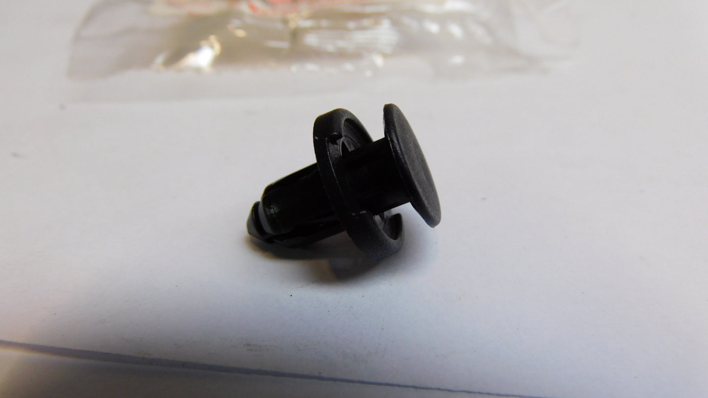 Clip 09409-08327 Suzuki SX4 S-Cross