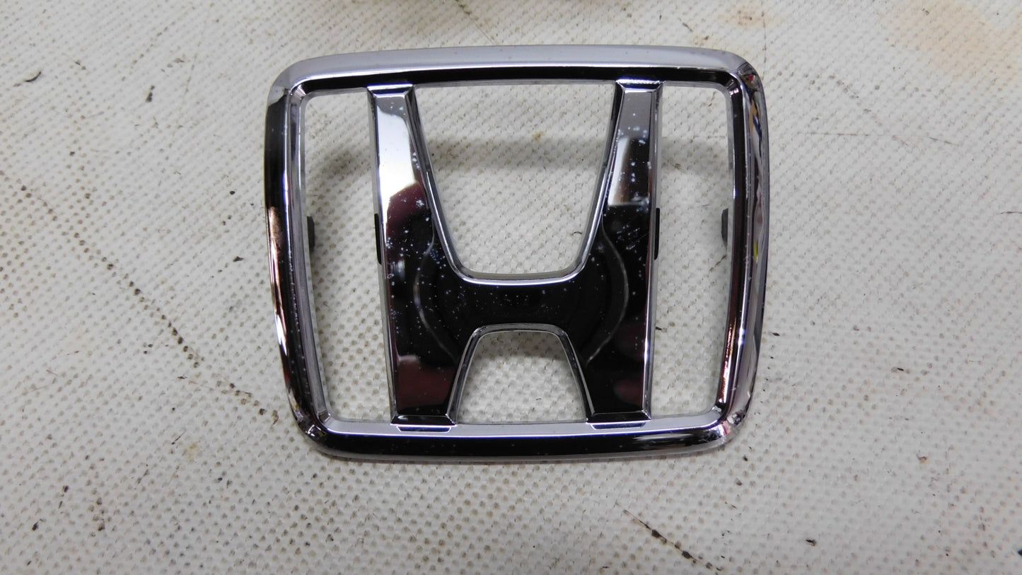 Emblem Frontgrill 87101-SF0-000 Honda Prelude 1987