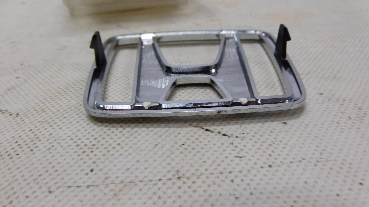 Emblem Frontgrill 87101-SF0-000 Honda Prelude 1987