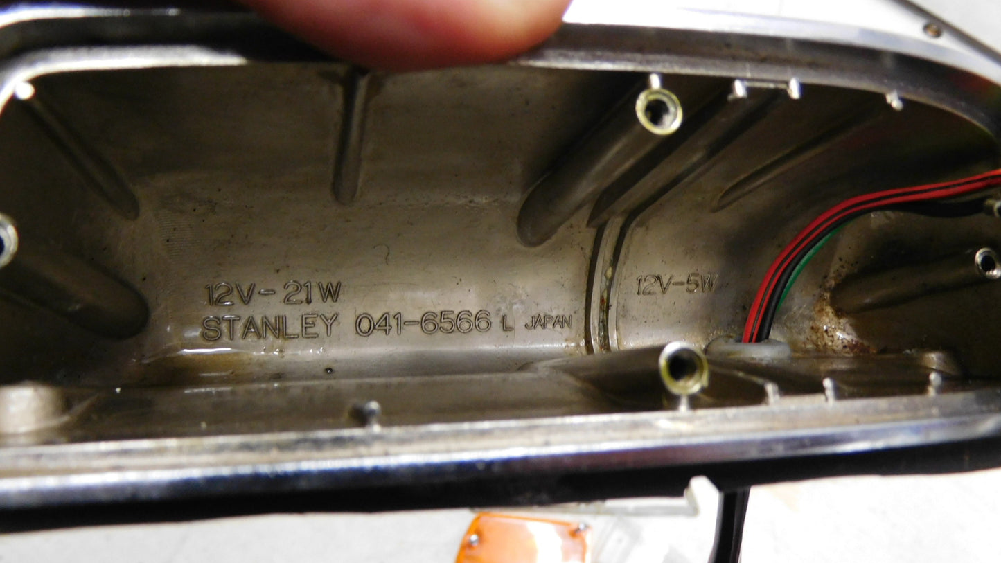 Standlicht Blinkleuchte links 041-6566L 33350634620 Honda Civic ab 1973