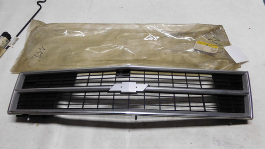 Kühlergrill Kühlergitter 1320112 90060865 Opel Senator Monza Commodore