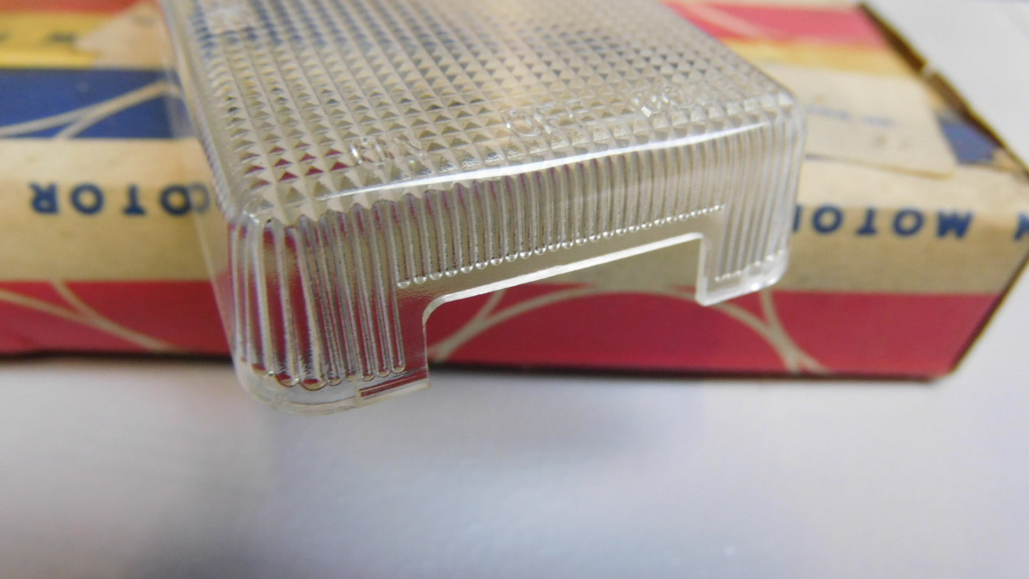 Lichtscheibe Innenraumleuchte Lens 26411R8000 Nissan Urvan Vanette Sunny NV350