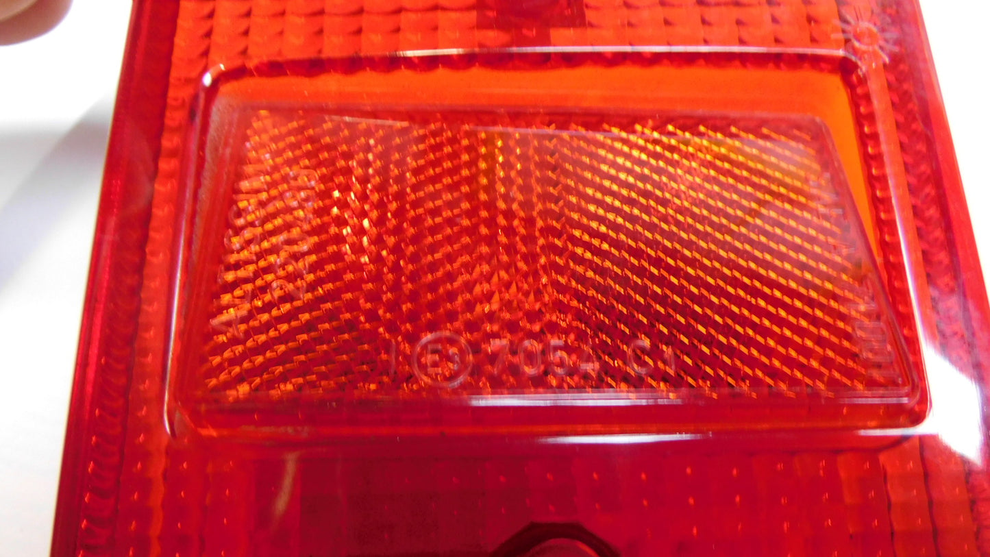 Rücklichtglas Lichtscheibe Altissimo 225025 220480 rechteck Fiat 132