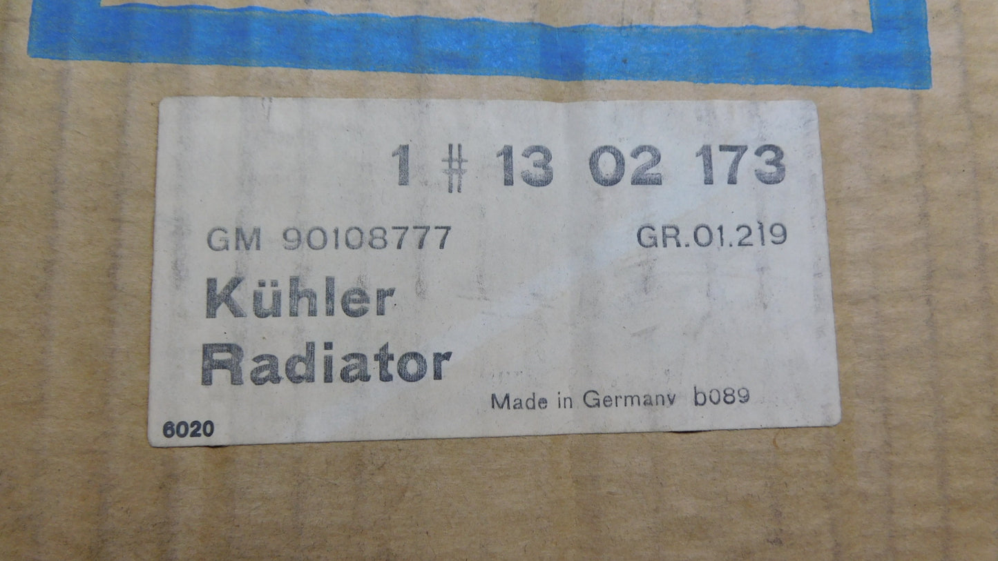 Kühler Motorkühlung 1302173 90108777 Opel Kadett D 1.2 OHV
