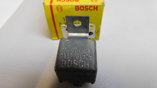 Relais Kühlerlüfter 0332204125 Bosch VW Volvo Saab Audi VW