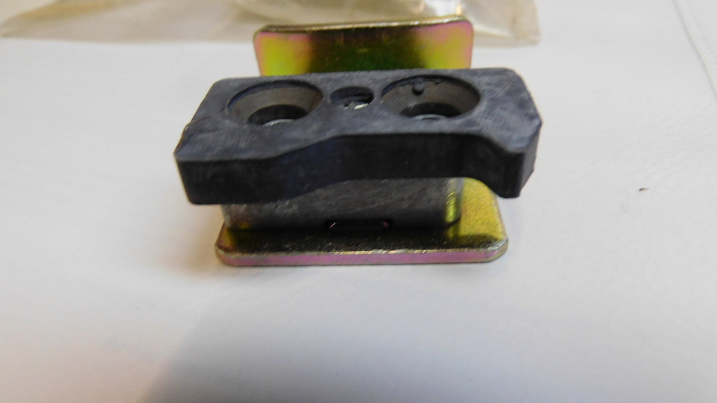 Schliessplatte 4403334 9111334 Opel Arena A97 Renault Trafic