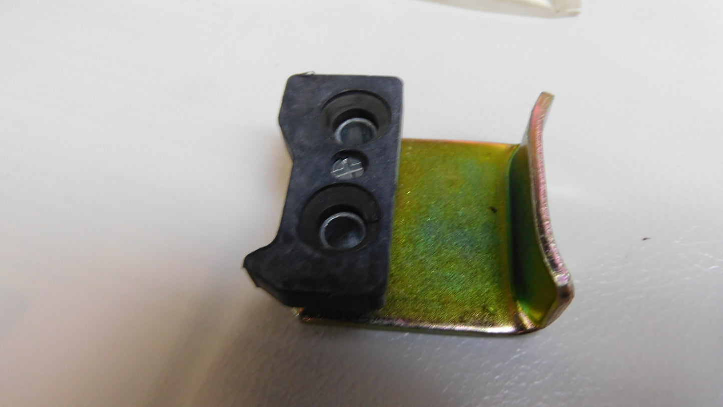 Schliessplatte 4403334 9111334 Opel Arena A97 Renault Trafic