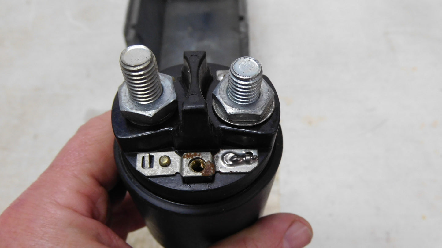 Magnetschalter Anlasser 0331402209 Bosch Volvo KHD Case