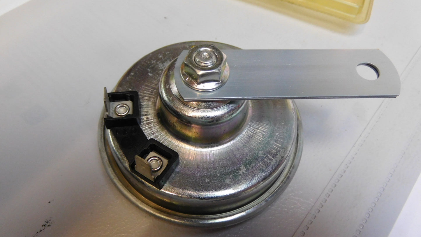 Horn Signalhorn Tellerhorn 0051344 Oldtimer Traktor Stapler