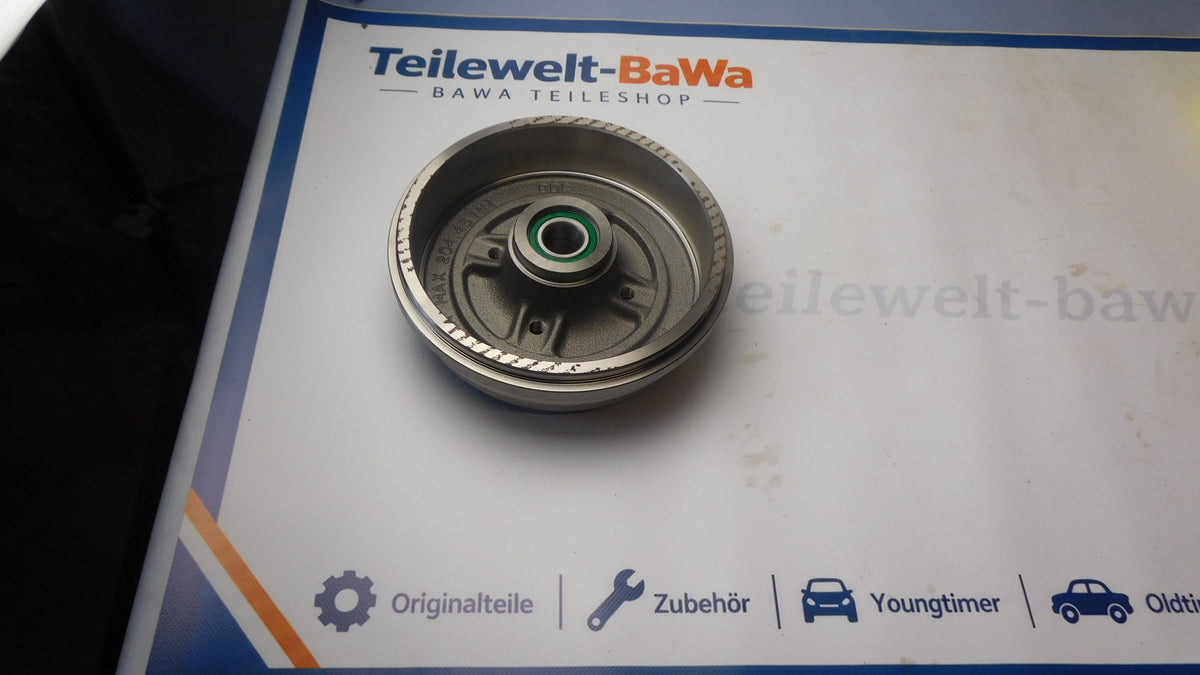 Bremstrommel mit Radnabe Stückpreis! 94032300 Renault Clio Symbol Modus