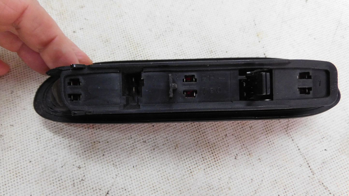 Bremsleuchte 3. Bremsleuchte 7700847733 Renault Clio I 96 - 98