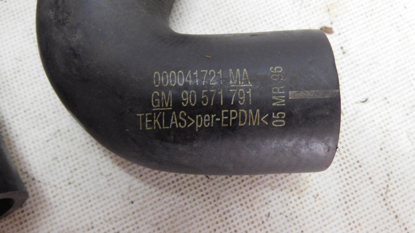 Schlauchbogen oben Wärmetauscher 1337421 90571791 Opel Corsa B 1.0 i