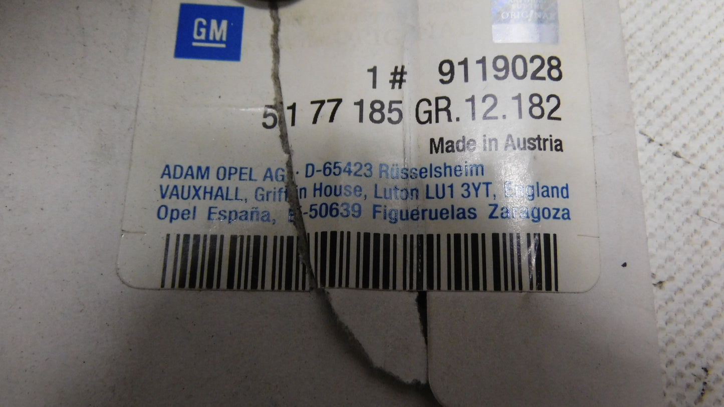 Schrift Schriftzug Heck 5177185 9119028 Opel Vectra B 1.8 16V