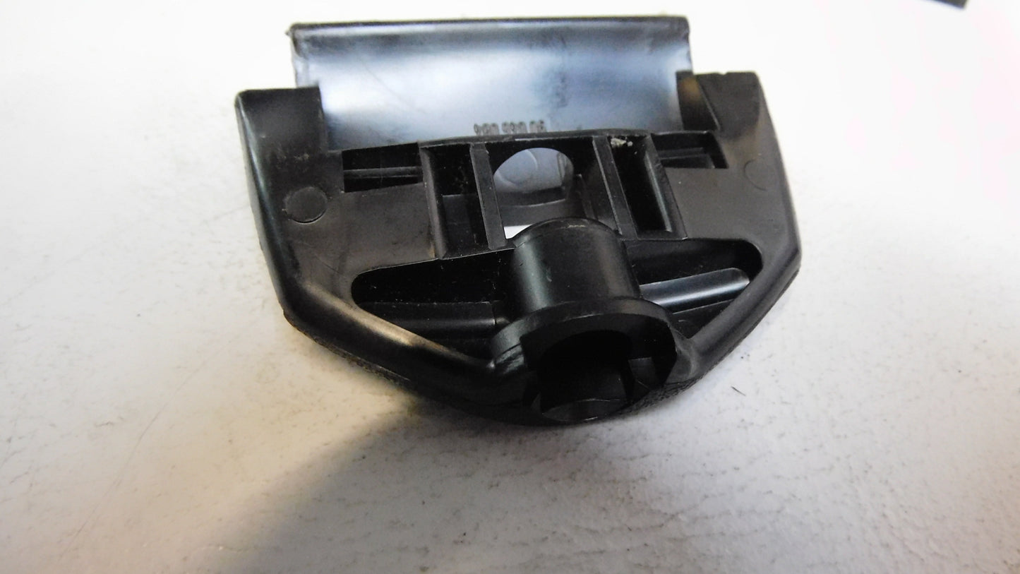 Kopf Umlenkarm Sicherheitsgurt 198340 90046084 Opel Corsa A B Tigra A Ascona C