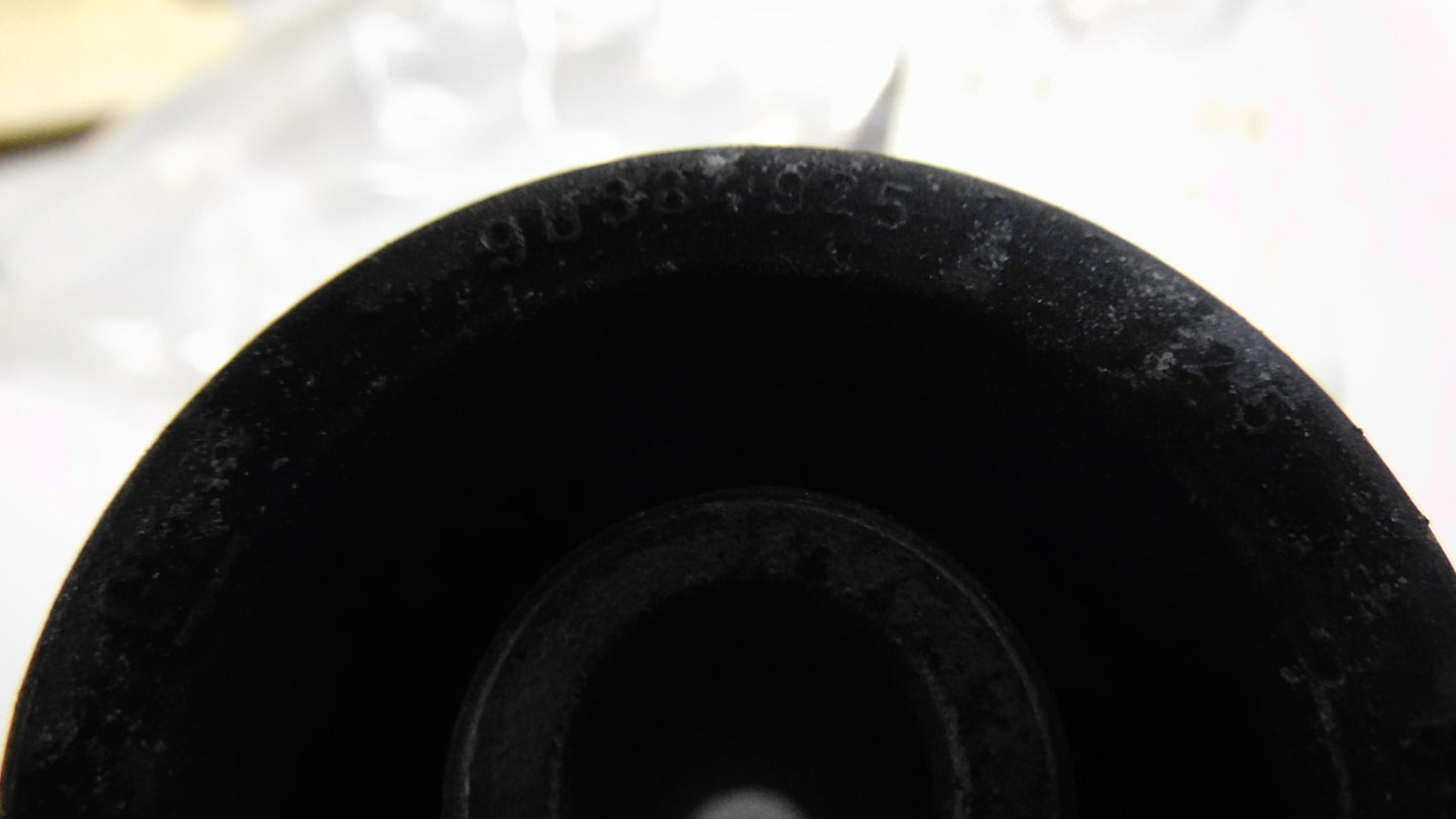 Lagerung Lenker Hinterachse 423315 90334925 Opel Omega A B Senator B