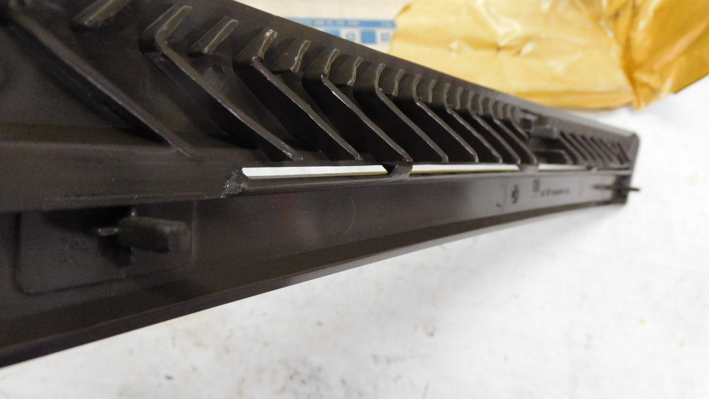 Blende Zierblende C-Säule braun 183771 90178408 Opel Ascona C CC Schrägheck