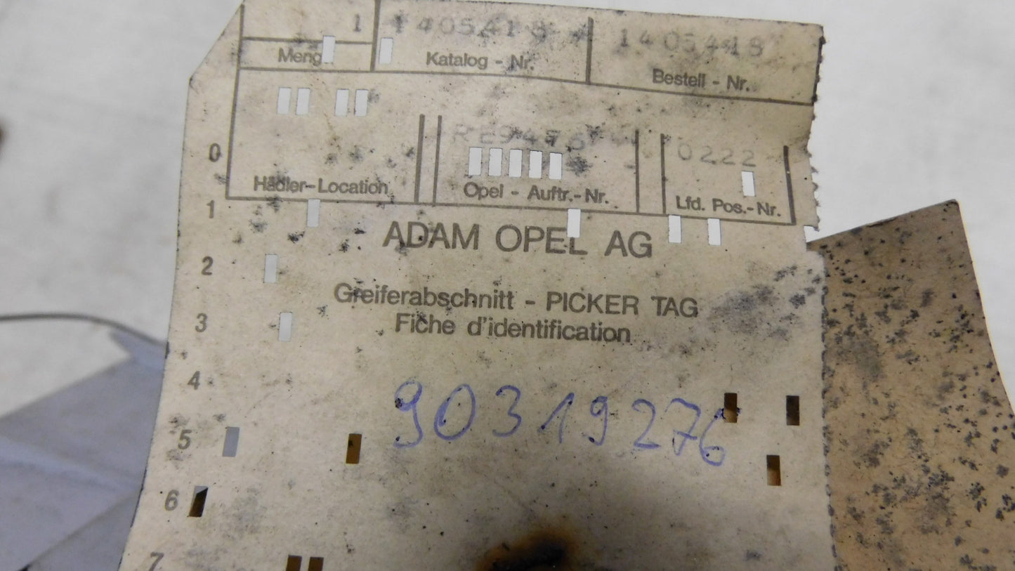 Klappe Abschleppöse Abdeckung Stoßstange 1405418 90319276 Opel Omega A 3000