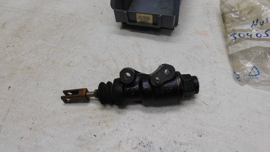 Hauptbremszylinder Kupplungszylinder 3040538 Hyster Stapler Gabelstapler