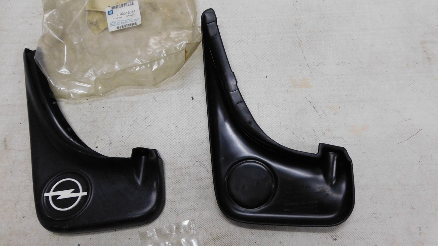 Schmutzfänger hinten 1718035 90513554 Opel Corsa B Tigra A